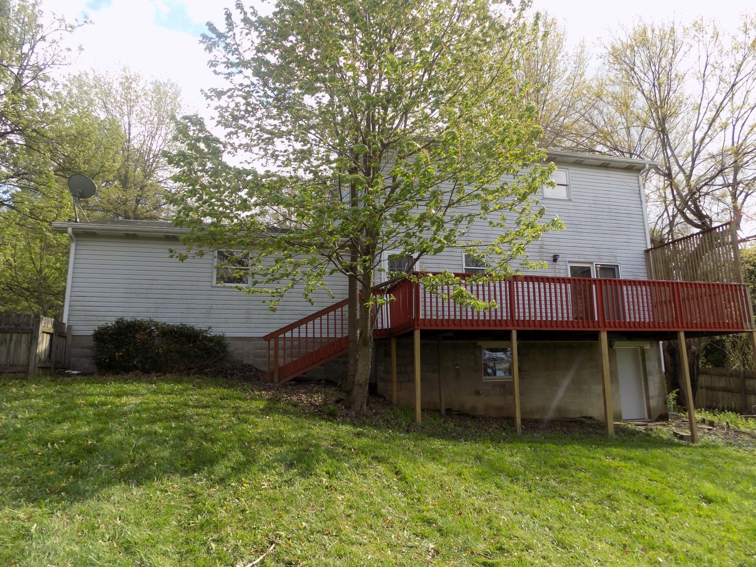 107 Pine Dr. Butler, PA 16001 Interstate Real Estate Services, Inc.