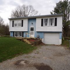 21749 Golden Dr Meadville, PA 16335