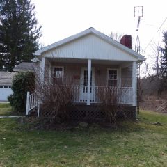1312 Petersburg Rd Hadley, PA 16130