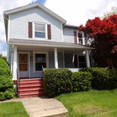 1055 Griswold St Sharon, PA 16146