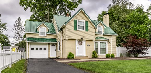 1283 Ashton Rd Sharon, PA 16146