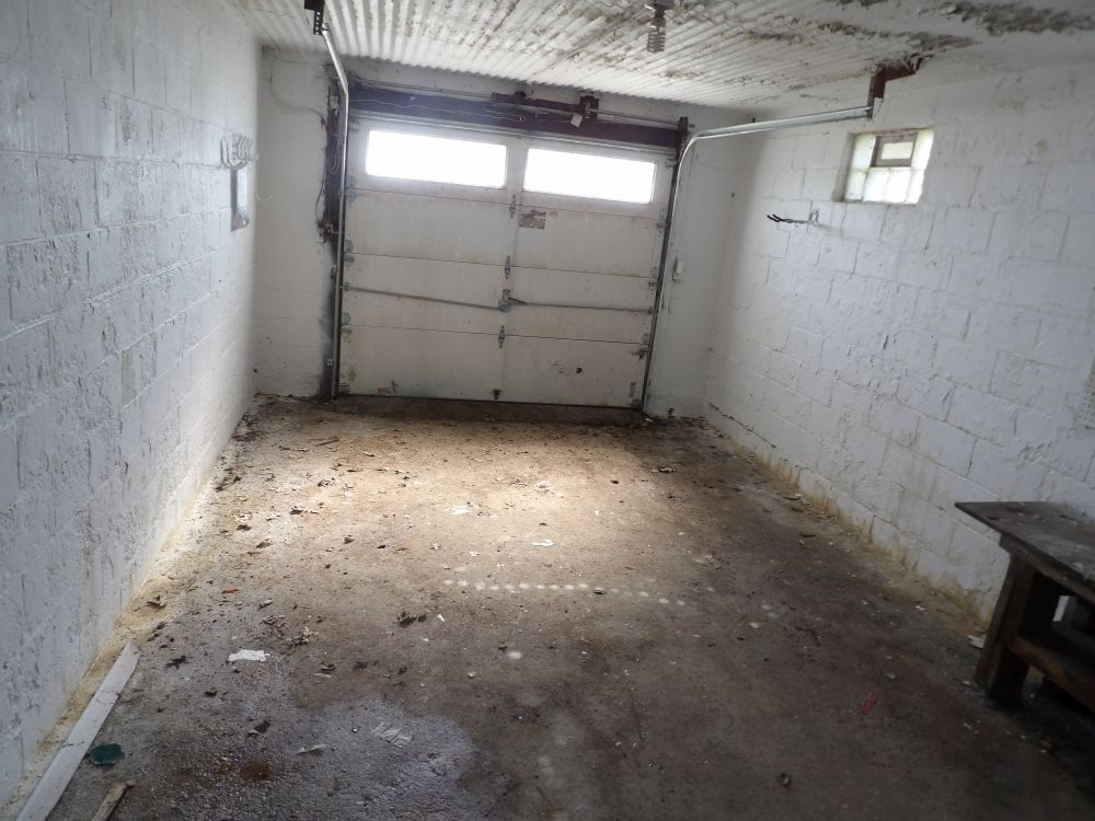 interior garage