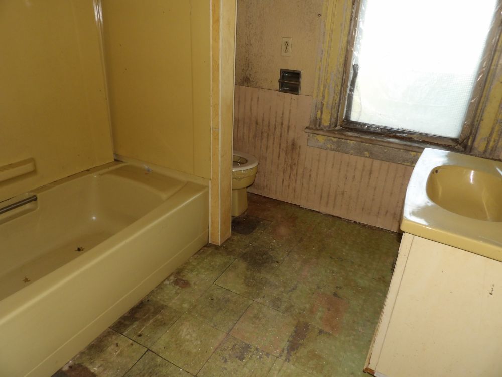bathroom1