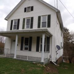 806 E 4th St Oil City, PA 16301